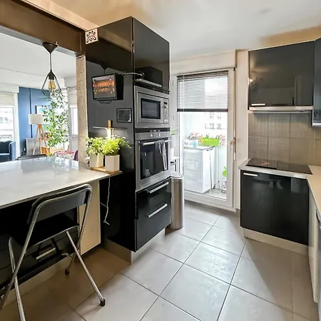 Appartement Avec Vue Jardin - Proche Du Metro *
