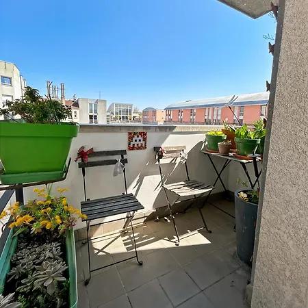 Avec Vue Jardin - Proche Du Metro Appartement *